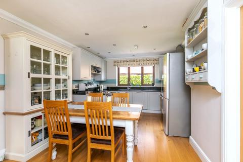 51a Downs Road, South Wonston, Winchester, SO21 3EW