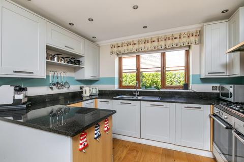 51a Downs Road, South Wonston, Winchester, SO21 3EW