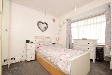 51 Bell Mount View, Leeds, LS13 2JD