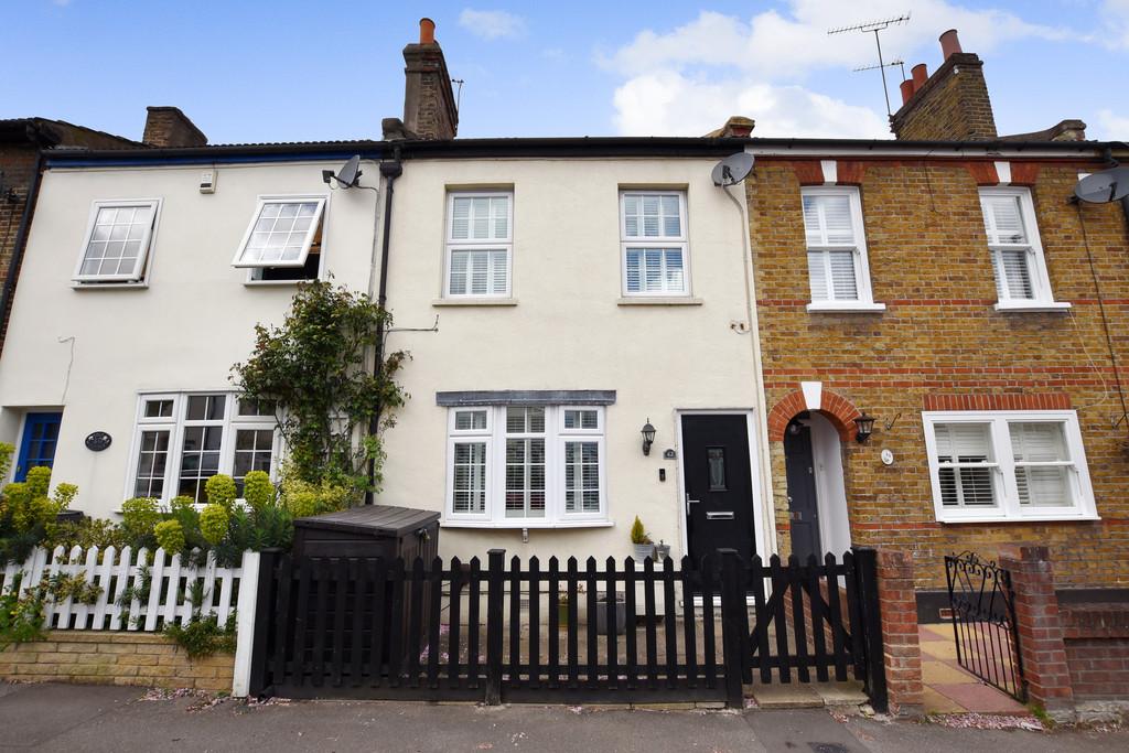 Cowley Road, Wanstead 5 bed terraced house £775,000