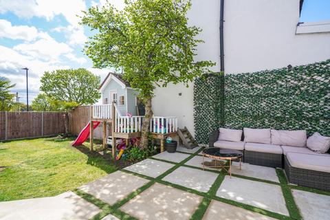 1 Barnham Road, Greenford, UB6 9LP