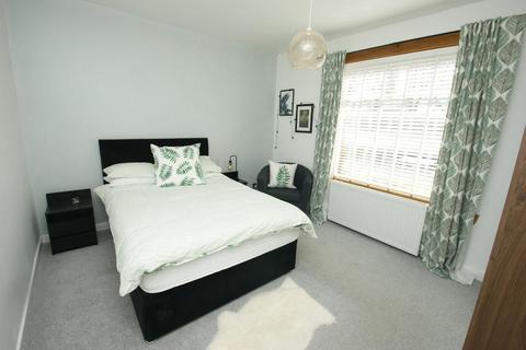 84 Brownside Drive, Glasgow, G13 4BL