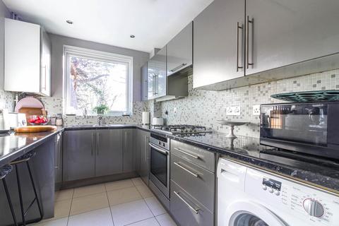 26 Cedar Court, Epping, CM16 4HL