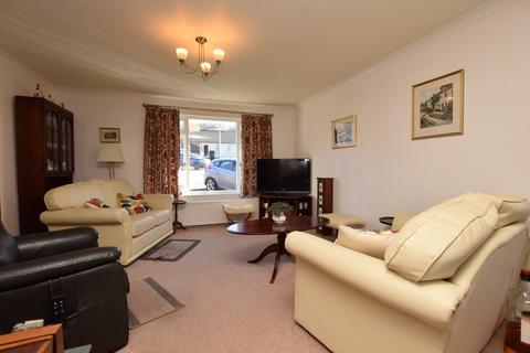 16 Duntaylor Avenue, Aberfeldy, PH15 2BX