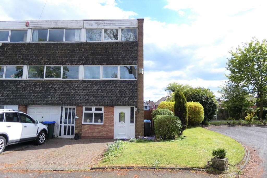 Meadowside Close, Great Barr, Birmingham 3 bed townhouse £200,000