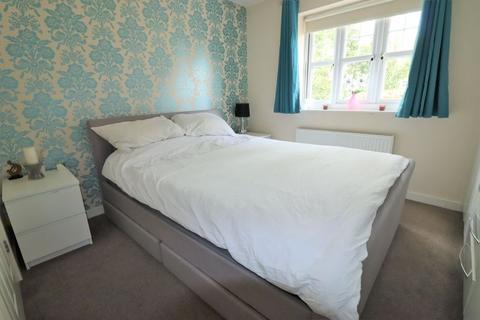 19 Denham Close, Prenton, CH43 7NB
