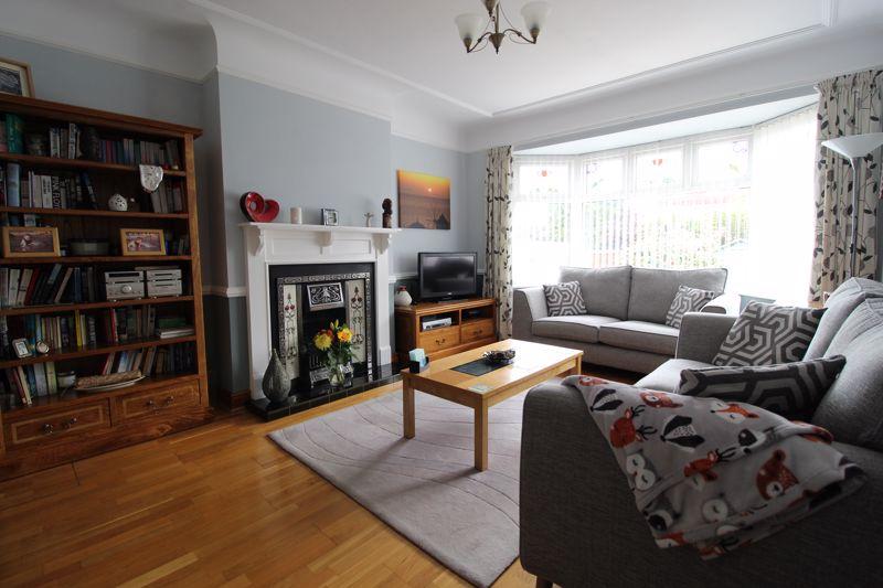 Withert Avenue, Higher Bebington 3 bed semidetached house £275,000