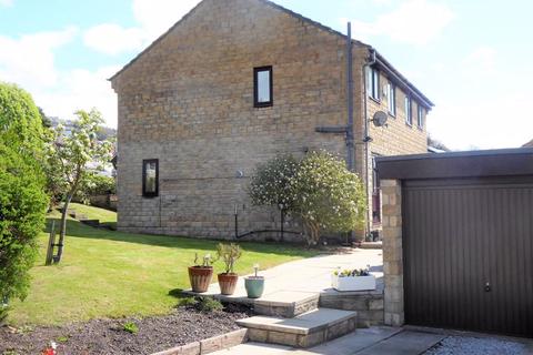 16 Bentley Mount, Sowerby Bridge, HX6 2SQ