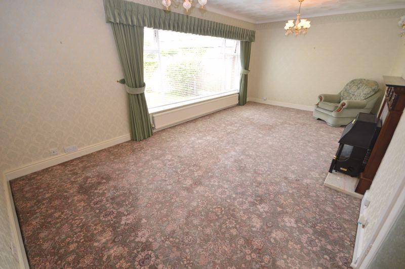 Hill View, Widnes 3 bed detached bungalow £250,000