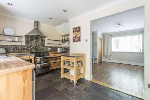 5 Clos Heulwen, Taffs Well, Cardiff, CF15 7SZ
