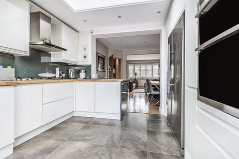 115 Browning Avenue, Worcester Park, KT4 8LD