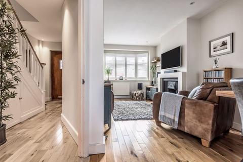 115 Browning Avenue, Worcester Park, KT4 8LD