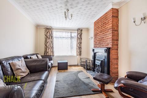 140 Ballards Road, Dagenham, RM10 9AB