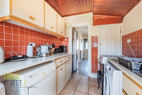 140 Ballards Road, Dagenham, RM10 9AB