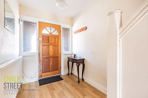140 Ballards Road, Dagenham, RM10 9AB