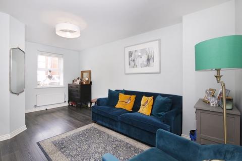 6 Erickson Gardens, Bromley, BR2 9TJ