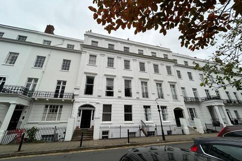 3 bedroom flat to rent, Flat 7,  Clarendon Square, CV32 5QY