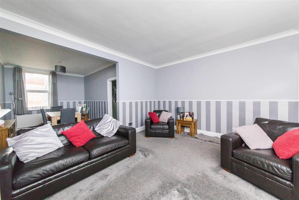 Living Room (L-Shape)
