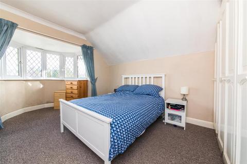 38a Windsor Drive, Dartford, DA1 3HN