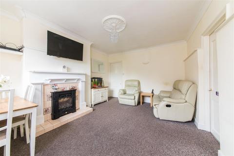 38a Windsor Drive, Dartford, DA1 3HN