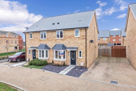12 Barchamber Way, Gravesend, DA12 2FA
