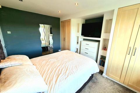 96a Hickman Road, Galley Common, Nuneaton, CV10 9NG