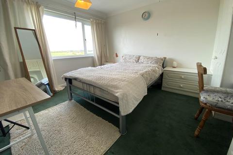 65 Corby Road, Swayfield, Grantham, NG33 4LH