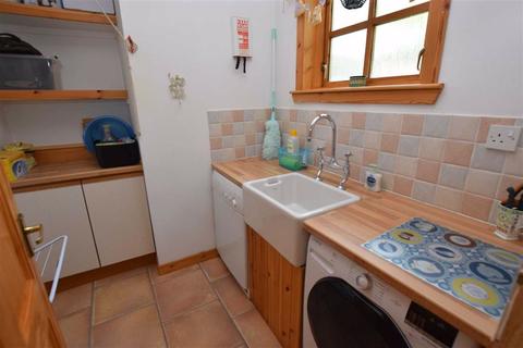 2 Cathedral Square, Fortrose, IV10 8TB