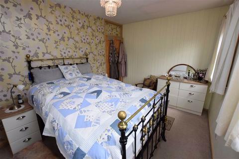 2 Cathedral Square, Fortrose, IV10 8TB