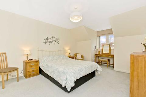 6 Clashbenny Place, Glencarse, Perth, PH2 7TS