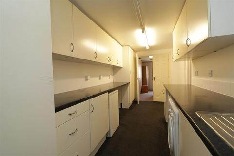 18 Hamilton Crescent, Warley, Brentwood, CM14 5ES