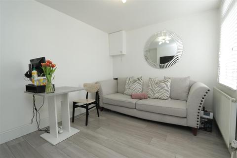 233 Rayleigh Road, Hutton, Brentwood, CM13 1PJ