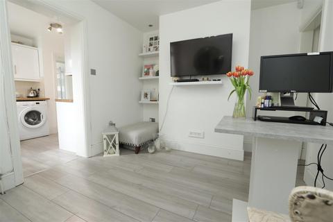 233 Rayleigh Road, Hutton, Brentwood, CM13 1PJ