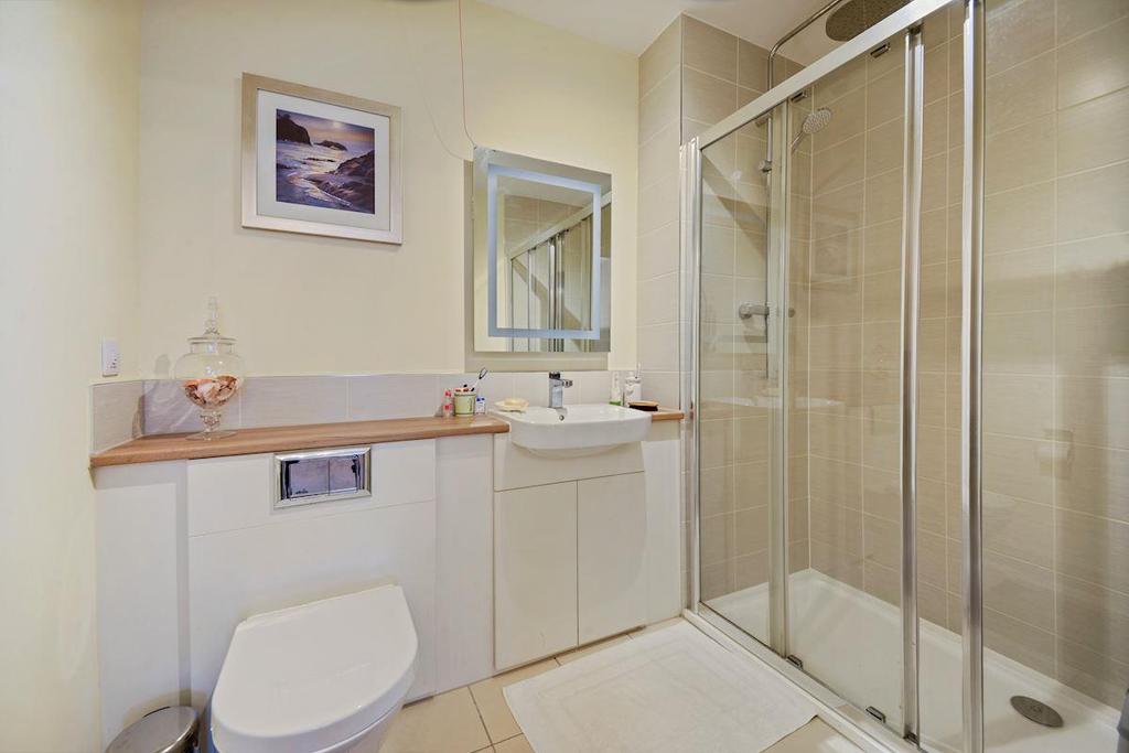 Shower room.jpg