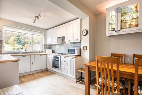 36 Cross Lane, Stocksbridge, Sheffield, S36 1AY