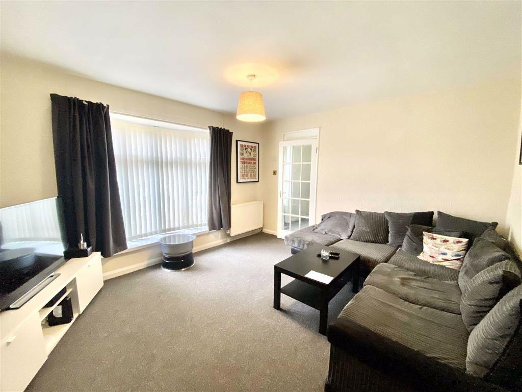 Moore Road, Barwell 3 bed semidetached house £175,000