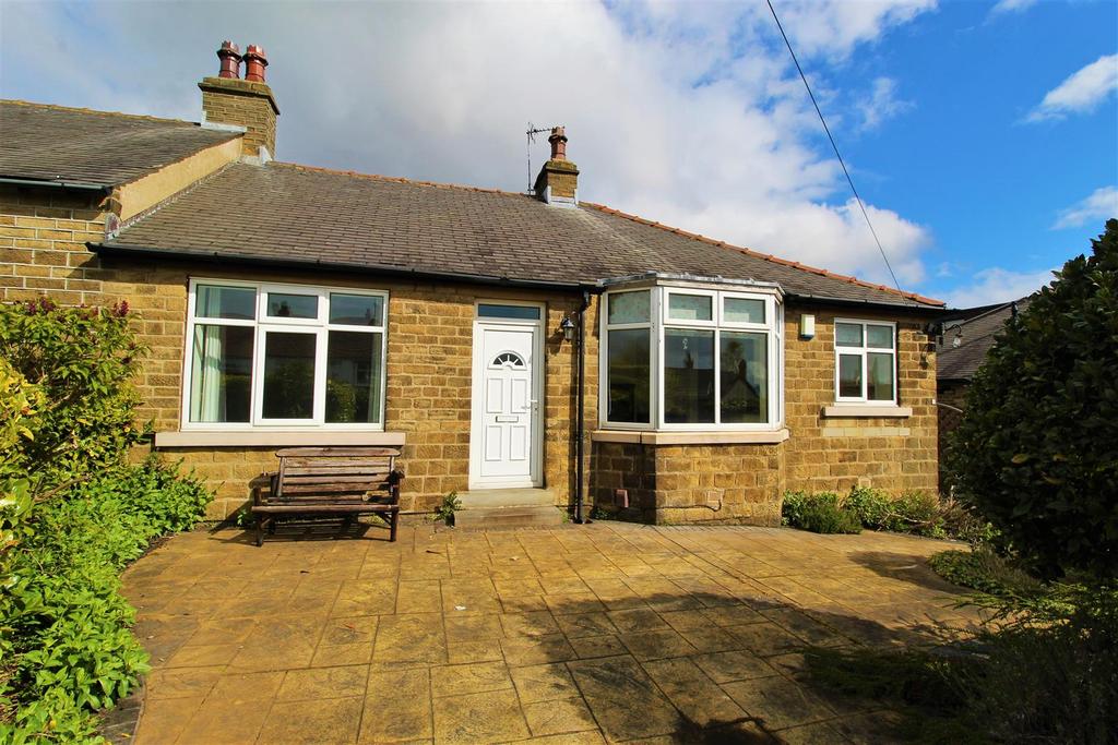 Kaye Lane, Almondbury, Huddersfield, HD5 8XP 2 bed semidetached