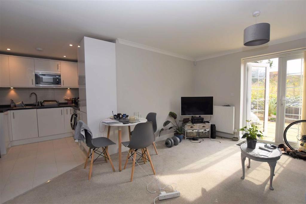 Cressingham Road, Reading 1 bed flat £895 pcm (£207 pw)