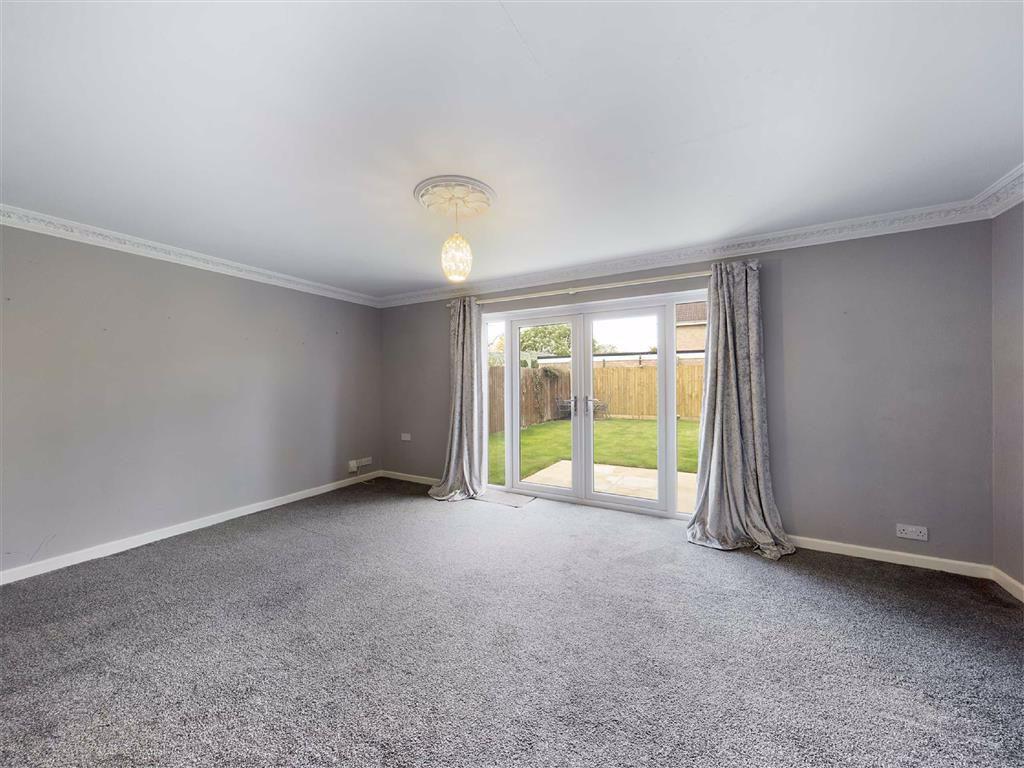 Bradley Close, Longlevens 4 bed detached house £370,000