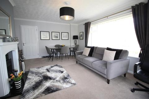 20 Edgecombe Grove, Darlington, DL3 9DW
