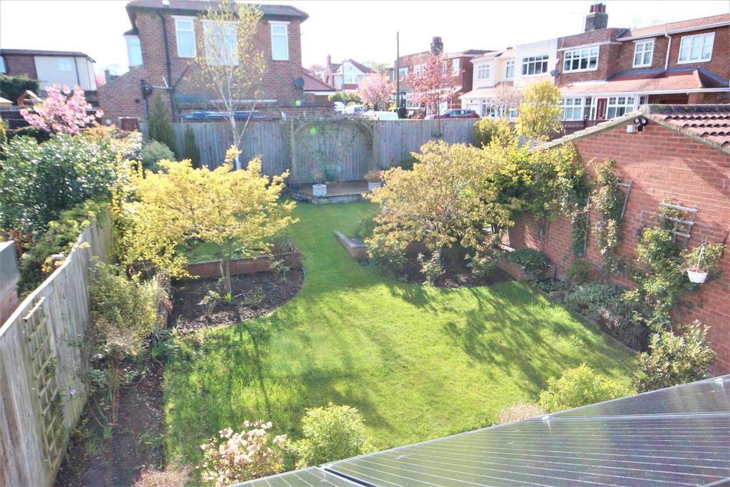 Claremont Drive, Hartlepool 3 bed semidetached bungalow £285,000