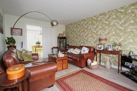 14 Avocet Close, Hornsea, HU18 1LG