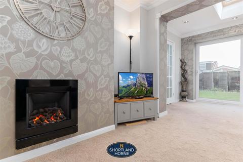 120 Alpine Rise, Coventry, CV3 6NR