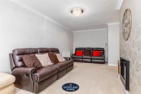 120 Alpine Rise, Coventry, CV3 6NR