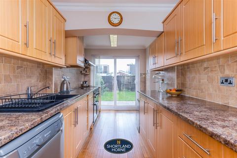 120 Alpine Rise, Coventry, CV3 6NR