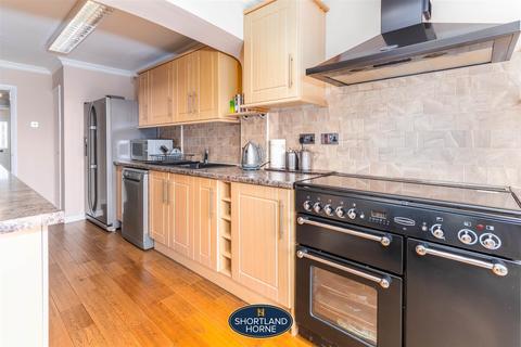 120 Alpine Rise, Coventry, CV3 6NR