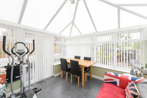 8 Bramber Grove, Clifton, Nottingham, NG11 9FJ