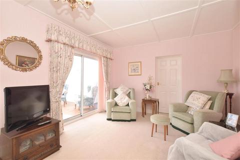 15 Broadmark Way, Rustington, Littlehampton, BN16 2EY