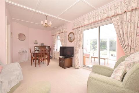 15 Broadmark Way, Rustington, Littlehampton, BN16 2EY