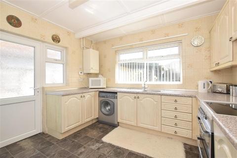 15 Broadmark Way, Rustington, Littlehampton, BN16 2EY